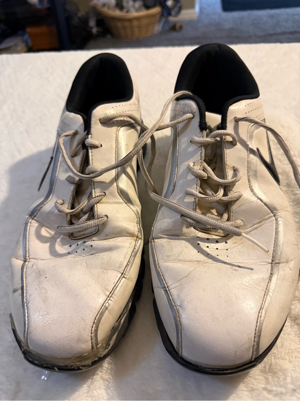 Nike White and Black Men's Athletic Golf Shoes